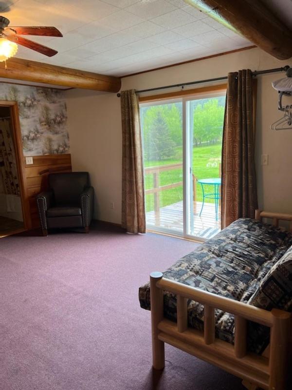 Spring Creek 4*